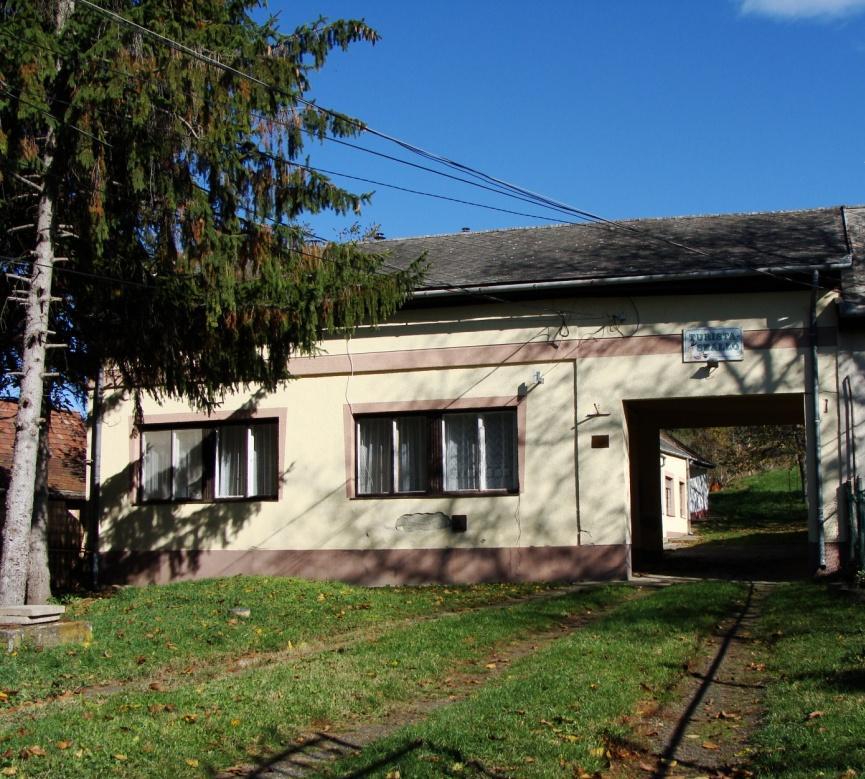 A régi községháza a Kossuth L. u. 5.