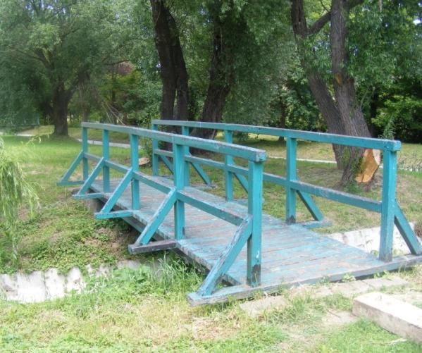 7 J Ó P É L D Á K B E M U TATÁ S A SAJÁTOS ÉPÍTMÉNYFAJTÁK,