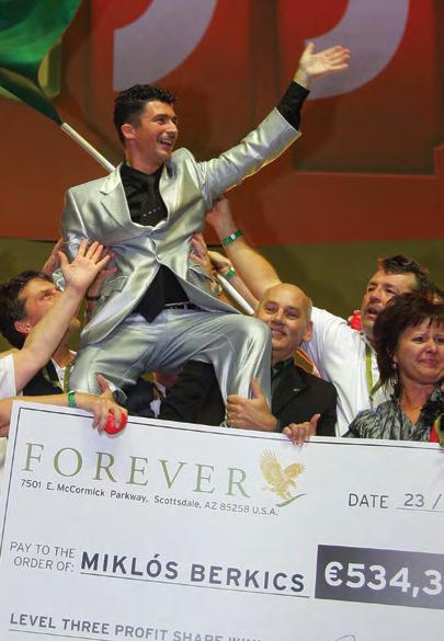 plesačima Positive Forcea izveo orkestar Rallyja.