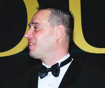 Program je obogaćen nastupom našega violinista, glazbenog umjetnika svjetskoga glasa Zoltána Máge, s točkom pod naslovom Anđeli, koji je tu