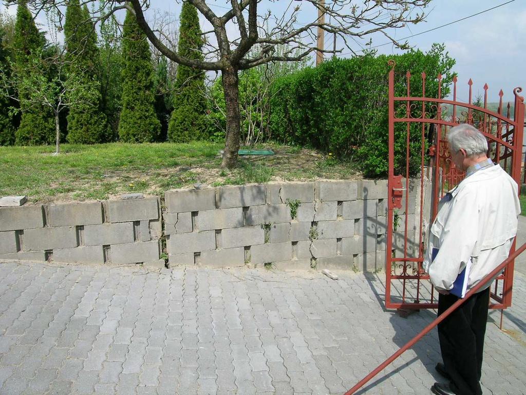 2006. április