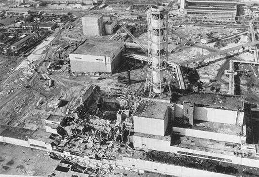 Szennyező források Atomerőművek, kutatóreaktorok balesetek, üzemzavar, gondatlanság, természeti katasztrófa (pl. Csernobil, ill.