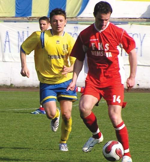 4 DAC DO TOHO! HAJRÁ DAC! 19.4.2008 V PREDCHÁDZAJÚCICH STRETNUTIACH 19. A 20. KOLO: FK DAC 1904 FK Slo van Nemšová 2:1 (1:1) 19. kolo II. ligy, 05.04.2008 15.30. Góly: 10. A. Suchý (11 m) 0:1, 32.