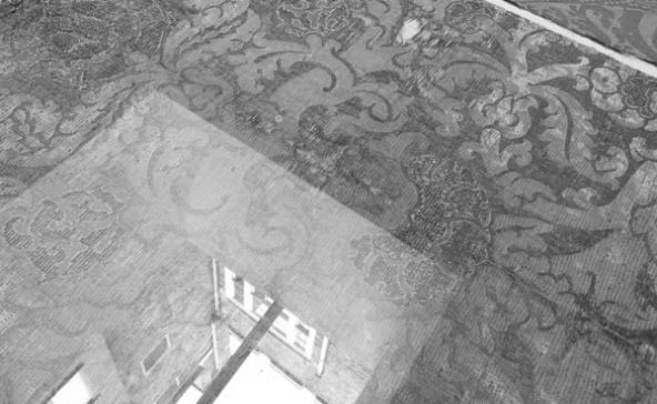 További előképül szolgáltak hozzá a város elhagyott tereit életre keltő Gordon Matta-Clark művek és a koreográfus-táncos Trisha Brown különböző köztereken, falakon és háztetőkön előadott darabjai.