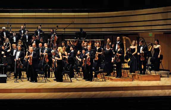 ciklus Glazbeni maratoni i Festival Premošćivanje Europe u suradnji s centrom Müpa Budapest, predstavljajući svake godine glazbu druge zemlje.