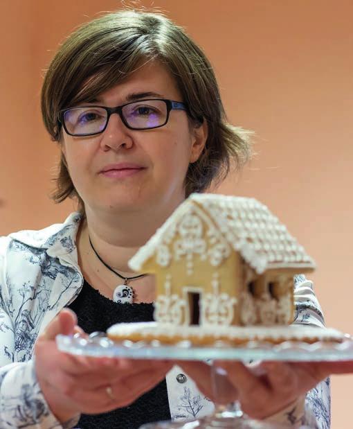 Jelenleg hányan dolgoznak a vállalkozásban? A több mint tíz éve összetartó közösségben van pénzügyi vezető, kreatív segítő, de az effektív fizikai munkát hárman kezdtük, most ketten végezzük.