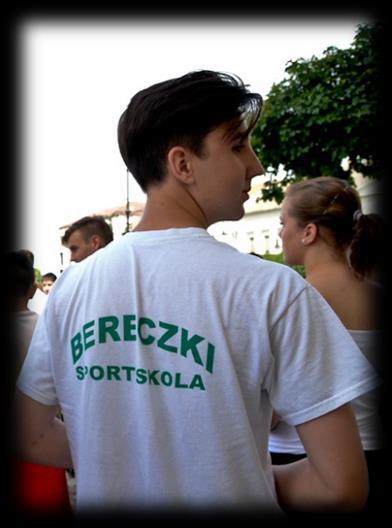 Akkor itt a helyed a Bereczkiben, ahol négy évfolyamos SPORT ÁGAZATI oktatásban vehetsz részt, és érettségit szerezhetsz!