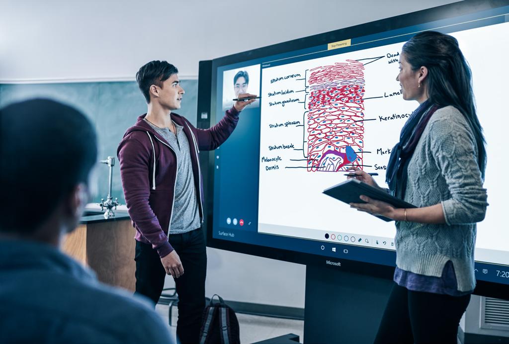 Használati forgatókönyvek Előnyök Munkavégzés bárhonnan Az Office 365 segítségével a felhasználók mindenhez hozzáférhetnek, amire csak szükségük van ahhoz, hogy a munkát bárhonnan elvégezhessék.