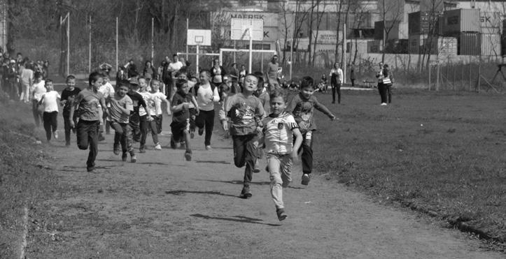 ŽS 2/2017 ŠPORT 9 Beh oslobodenia - beh pre zdravie - 2. ročník Pri príležitosti oslobodenia mesta Sládkovičova (31.3.1945) zorganizovala ZŠ s MŠ K. Kuffnera v spolupráci s mestom Sládkovičovo 2.