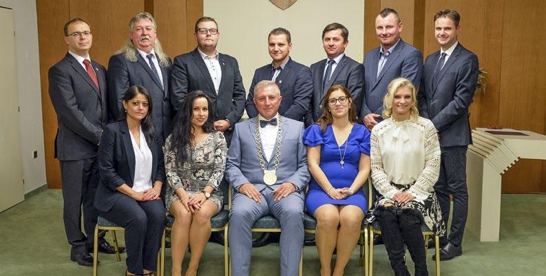 Po správe starosta obce, ako o aj všetkých 11 novozvolených poslancov zložilo zákonom predpísaný sľub, a to v štátnom jazyku a aj v maďarčine.