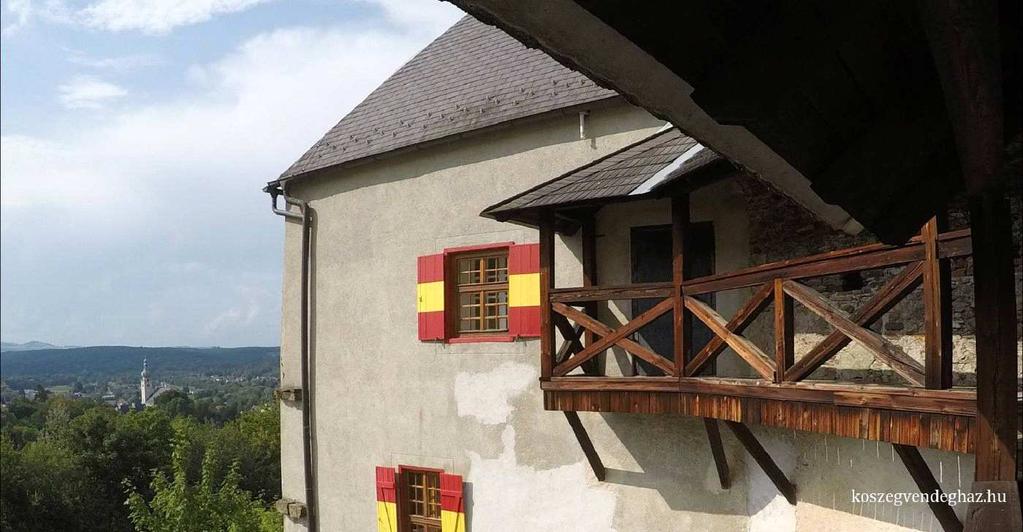 Lékai vár A Panoráma Pihenőháztól lefele, a város felé kell elindulnunk,ha a várhoz készülünk. Egyirányú út visz vissza a városba.