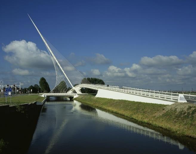 Bridges over the Hoofdvaart,