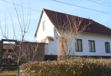 karakterű