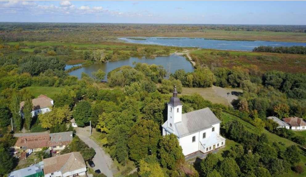 2 Tiszaalpár bemutatása A Templomdomb és a Várdomb A Duna-Tisza közének egyik legszebb panorámája
