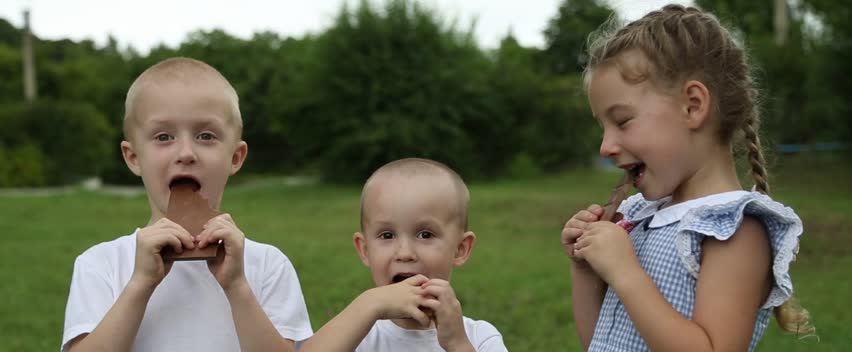 Tartalom 2017. November Motiváltan játszottunk. Interjú Czipó Ádámmal. Nehéz hónap van mögöttünk. Jó erőállapotban vagyunk. Felfigyeltek játékosainkra. Látszik a fejlődés. Remekül helyt álltunk.