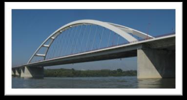 július 23-án átadásra került az új Duna-híd, mely a Pentele nevet kapta a Dunapentele falura utalva, melyre Dunaújváros épült.