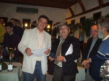 A 4. helyezett Berecz Ferenc (2SzE Szeged), Muzslai R. alelnökkel A 2.