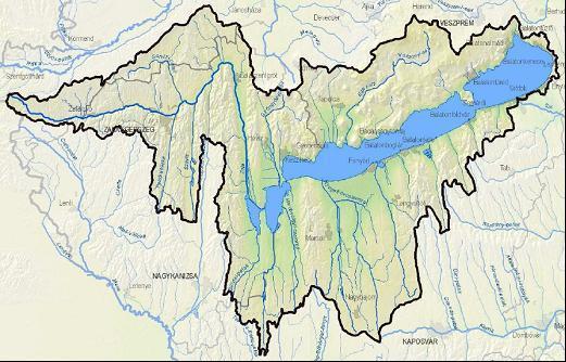 9. ábra A napi leesett hómennyiség 30 éves átlaga különböző időszakokban a Balatonnál kg/m2/nap A napi leesett hómennyiség 30 éves átlaga különböző időszakokban a Balatonnál 0,8 0,7 0,6 0,5 0,4 0,3