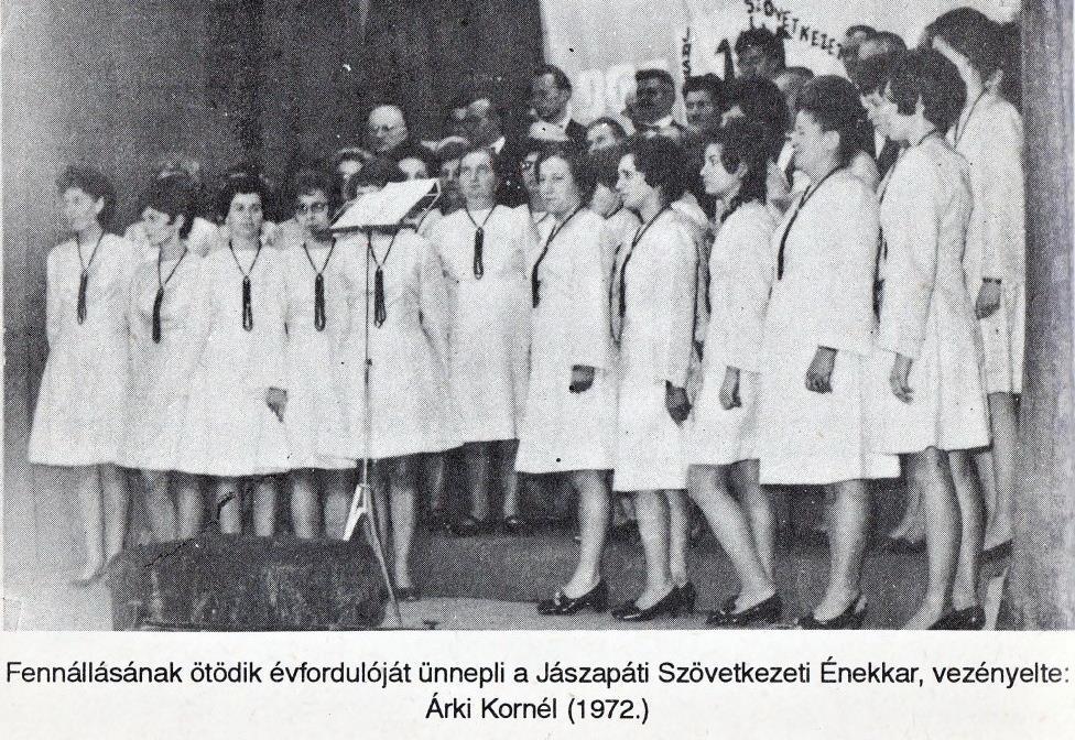 12 November 4-én kirándulást szerveztek Jászszentandrásra, ahol az Aba Novák freskókat tekintették meg, és egy vacsorával összekötött klubfoglalkozást tartottak. 1972.