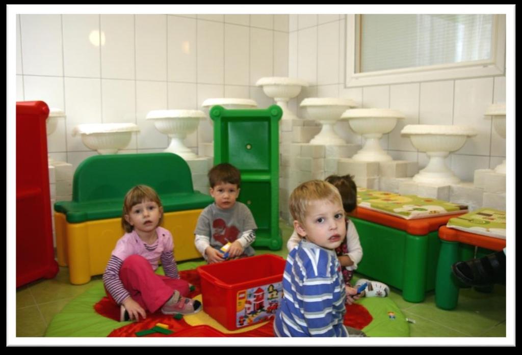 Budaörs Várs Önkrmányzat Egyesített Bölcsődei Intézmények Szakmai prgram A Százszrszép Bölcsődében 2008 óta működik Smadrin sószba, rendszeres használatával a felső légúti megbetegedések megelőzésére