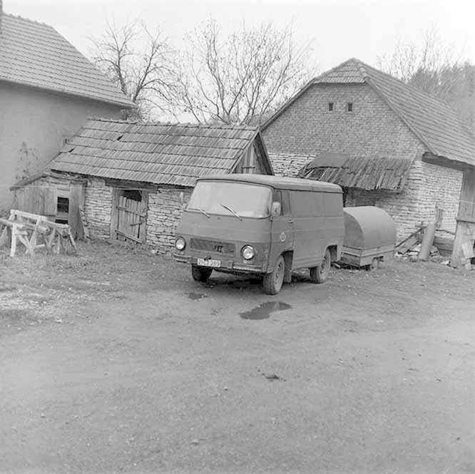 (1987