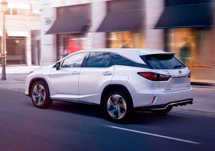 LEXUS RX 450hL ÁRLISTA HIVATALOS MÁRKAKERESKEDÉSEK LEXUS BUDA 1112 Budapest, Budaörsi út 185 195. Telefon: +36 1 2 482 482 www.lexusbuda.hu LEXUS SZEGED 6728 Szeged, Dorozsmai út 9.
