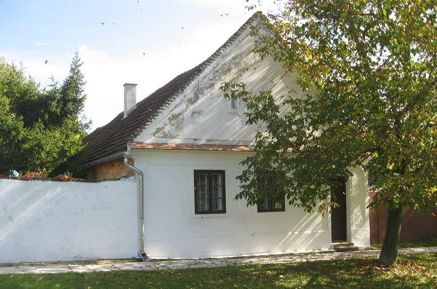 ) véelme élvez 72 örzsszám l Peőfi u 2. sz. 440. hrsz. l lálhó lkóház.