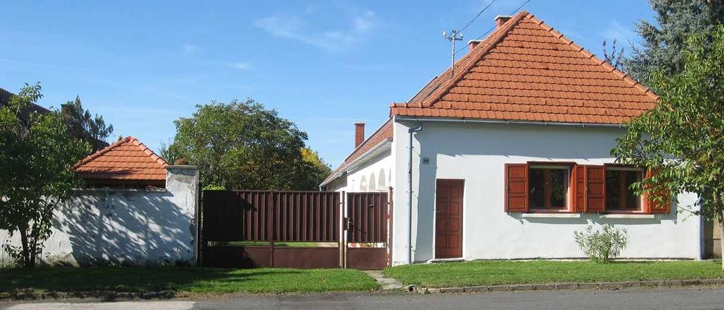 és ól élre, lehárolásá lás rjzi mellékleeken) Szigorún elepülés örénei hgyományihoz, országosn egyeileg vée műemlékek környezeéhez illeszkeő épíészei kilkíás fennrásánk, erősíésének jvslávl illee