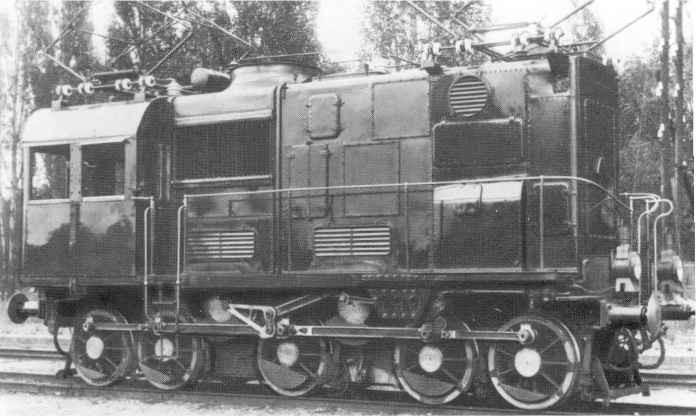 Az első egyenáramú vasutak 1879 (Siemens) 3 (5) LE,