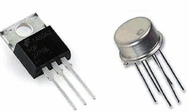 szakirodalomban unipoláris vagy térvezérlésű tranzisztoroknak nevezik. Rövidíte elnevezésük FET, amely az angol Field Effect Transistor kifejezés szavainak kezdőbetűit tartalmazza.