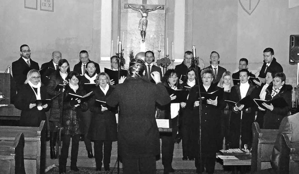 24 OSVETÁR NÉPMŰVELŐ 2016/2 Pozvánka k stíšeniu ADVENTNÝ KONCERT Vox Camerata Pôsobivý adventný koncert zorganizovali Žitnoostrovské osvetové stredisko /TTSK/ a Evanjelický a.v. farský úrad v chráme Božom v Dunajskej Strede v druhú adventnú nedeľu dňa 4.