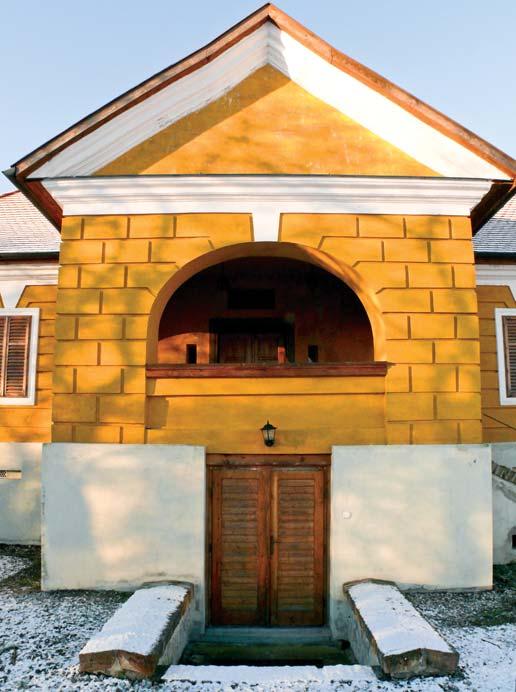 Szatmári útjai alkalmával 1846-47- ben Petőfi Sándor több alkalommal is vendégeskedett barátjánál, az ügyvéd és politikus Luby Zsigmondnál és