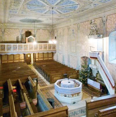 Beregdaróc A Daróczi család birtokán álló egyhajós, gótikus templomot az