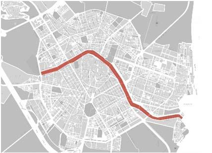 Ilyen befolyásoló tényezők a természeti adottságok (vízrajz, domborzat), az infrastrukturális elemek (úthálózat, telekosztás, vasútvonal), az erődítmények (vár, városfal) és egyes közfunkciók