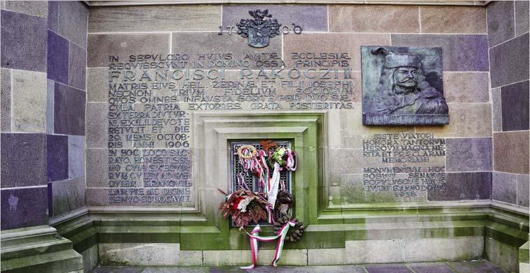 22 Felvidék - Szlovákia Emléktábla a Dóm falán - Kassán temették újra 1906-ban II. Rákóczi Ferenc fejedelmet Rákóczi emlékév nyomán... Felvidék Újdonság!