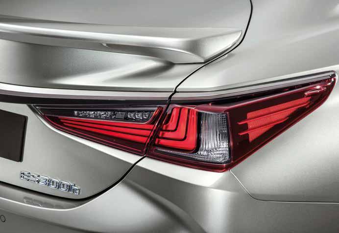 LEXUS ES HIVATALOS TARTOZÉK ÁRLISTA HIVATALOS MÁRKAKERESKEDÉSEK LEXUS BUDA 1112 Budapest, Budaörsi út 185 195. Telefon: +36 1 2 482 482 www.lexusbuda.hu LEXUS SZEGED 6728 Szeged, Dorozsmai út 9.