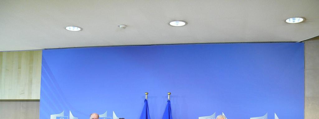 A sajtóközpontban, a VIP vendégek szokásos fotózási helyén 2015. szeptember 29-én az Education and Culture Directorate General EAC DG (Oktatási és Kulturális Főigazgatóság) vendégei voltunk.
