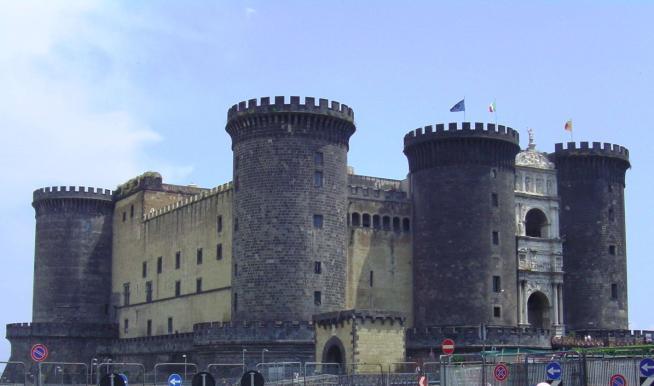 26 d Renato De laudibus Renati Siciliae Regis XXI A. 19 p. 141. Nem akartam hinni a szememnek, a cìm teljesen megegyezett a Nemzeti Kônyvtárban találhatñ, Volpicella által másolt kéziratéval!