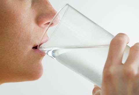 február 4-én járt le a türelmi idő a rendelet tartalmi elemeinek végrehajtására A Legionella baktérium Természeses vizekben és talajban is elterjedt Épített vizes környezetben ér el egészségre