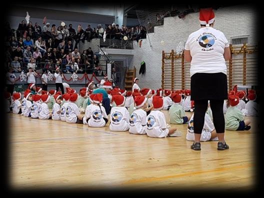 2017. december első hétvégéjén a Váci Deákvári Óvoda megszervezése által megrendezésre került a XIX. Sportfesztivál.