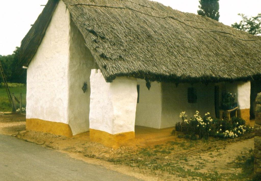 Házak