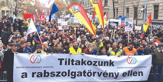A szakszervezeti konföderációk határozottan kiállnak a juttatások megõrzése mellett, továbbá arra kérik Matolcsy Györgyöt, hogy lehetõségeihez mérten segítse a szakszervezeti konföderációk