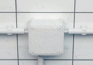 Tervezési segédlet általános Amit érdemes tudni a védettségi fokokról IP-védettség Az IP-védettséggel adható meg, hogy valamely szerkezeti egység - milyen mértékben védett érintés és idegen testek,