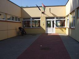 BESZÁMOLÓ 2016 Dr.