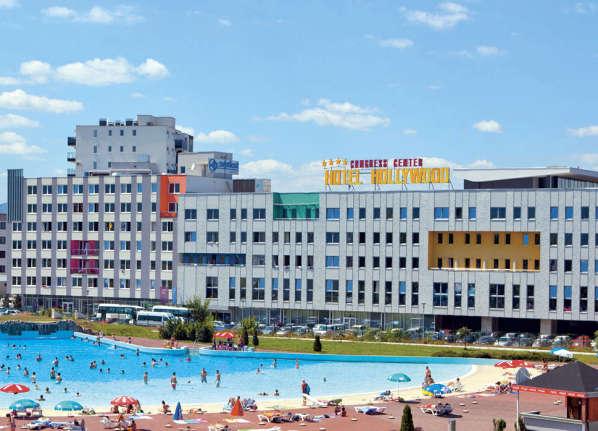 HOTEL SARAJ***+ - SARAJEVO Bosznia-Hercegovina fővárosában, Sarajevo központjában, a régi városrészben, 250 m-re a híres Bascsarsijától (óriási piac-bazár) található a szálloda.