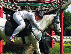 barátság