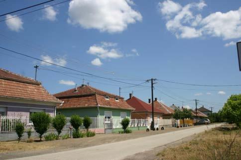 22 4.2. Átalakuló-nőtt településrész A történeti településrész növekedését a vasútépítés és az 4. számú főút kiépítése ösztönözte.