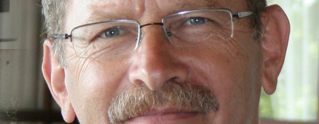 Tanára: Haga Kálmán, zongorán kísérte Ludmány János. A felkészítőnek és a versenyzőnek egyaránt gratulálunk!