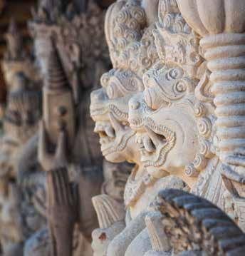 Borobudur templom Ubud során utazgatás a Cameron-felföldön, látogatás egy helyi teaültetvényen illetve teagyárban, majd egy pillangó- és rovarfarm útba ejtését követően időutazás a Time Tunnel mini