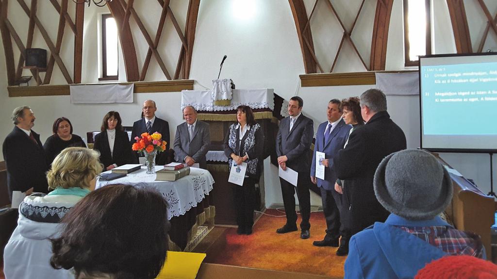 pótpresbiter kormányozta a Pusztaszabolcs-Szabadegyházi Református Missziói Egyházközséget a lelkésszel együtt.